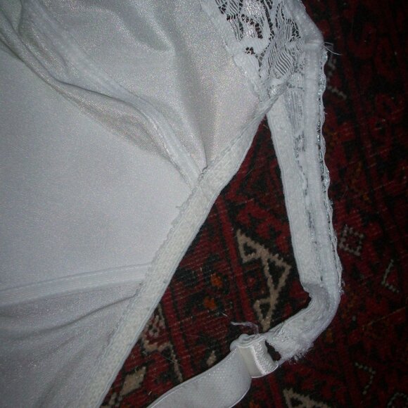 Playtex Collection Bra White Lace Trimmed Not Padded #4251 Sz 36D Made in USA - Picture 7 of 8
